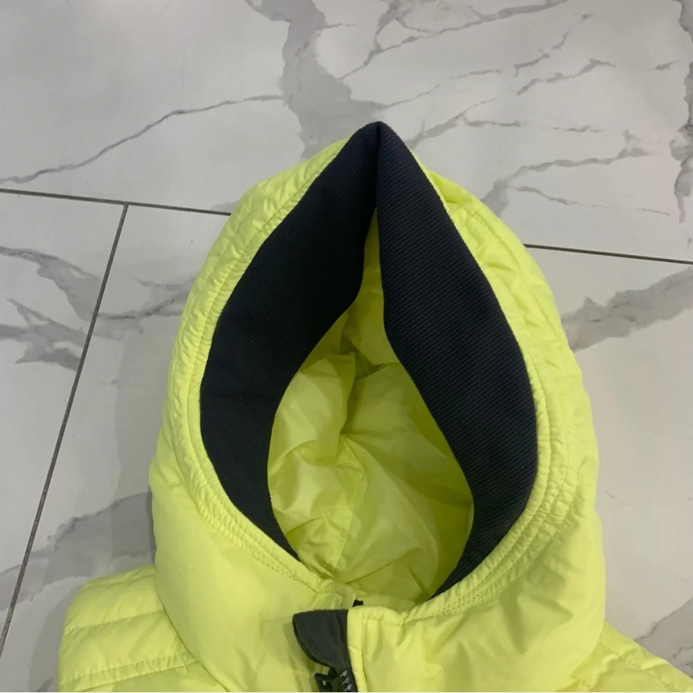 LULULEMON Peace Of Mind Vest Women Sz 6 Bright Yellow Fill Goose Down reversible